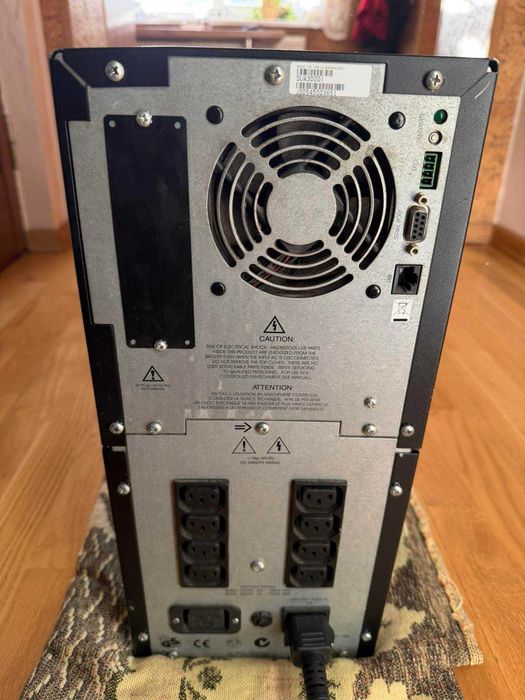 Блок бкзперебійного дивлення ББЖ UPS APC 3000