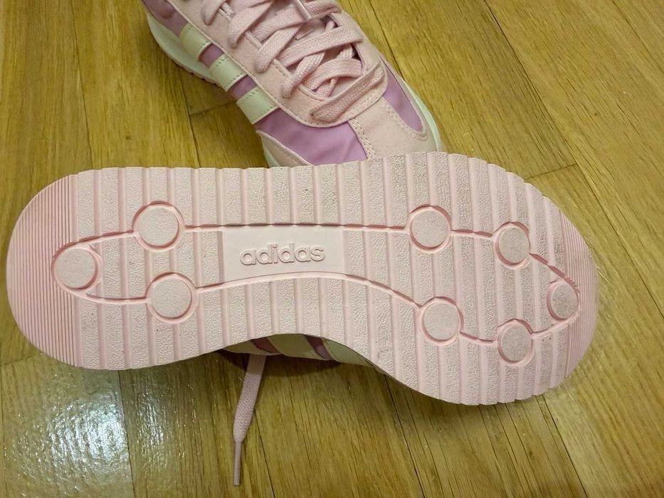 кросівки Zara Adidas ecco взуття
