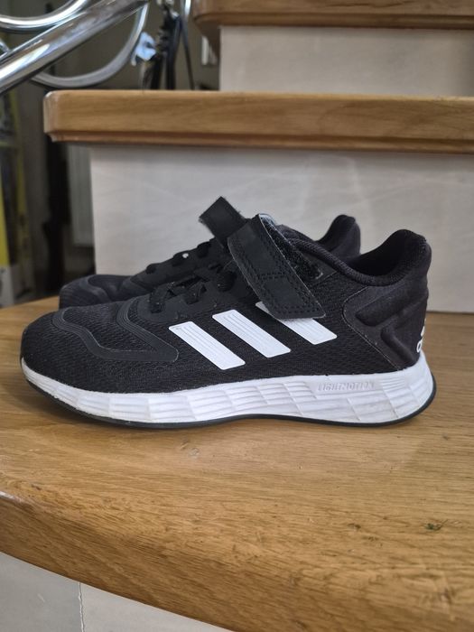 Дитячі кросівки кросовки adidas