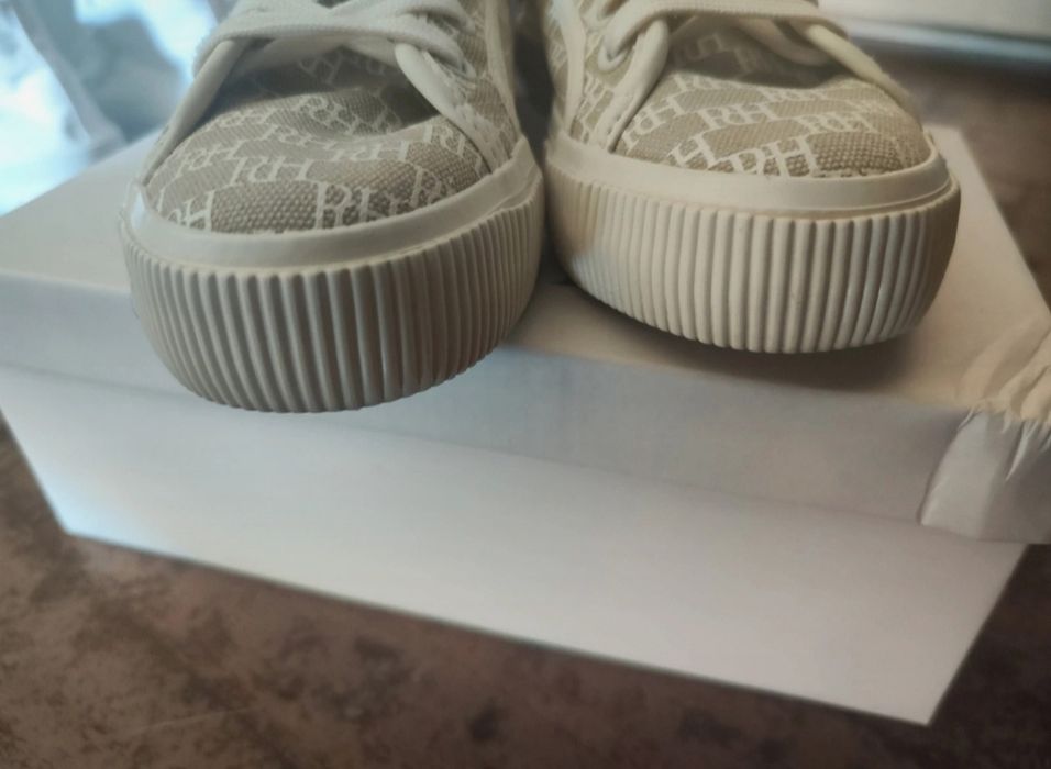 Ténis Pedro del Hierro