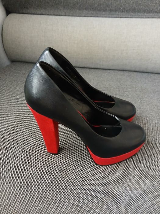 Buty na obcasie graceland