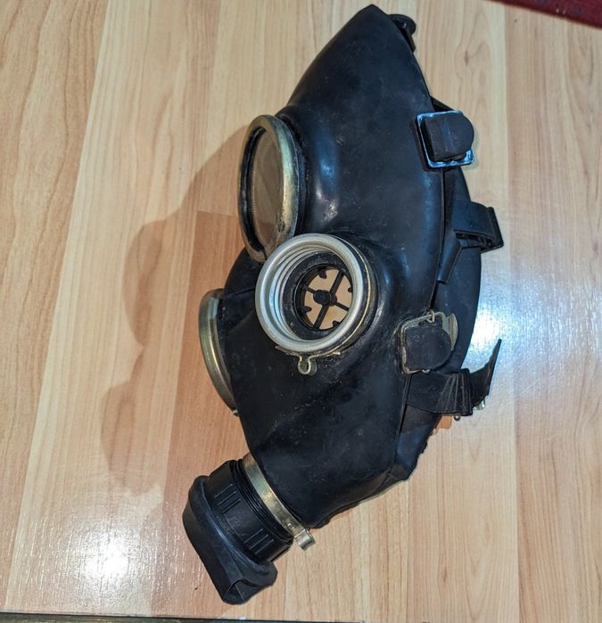 Продам протигаз гп7