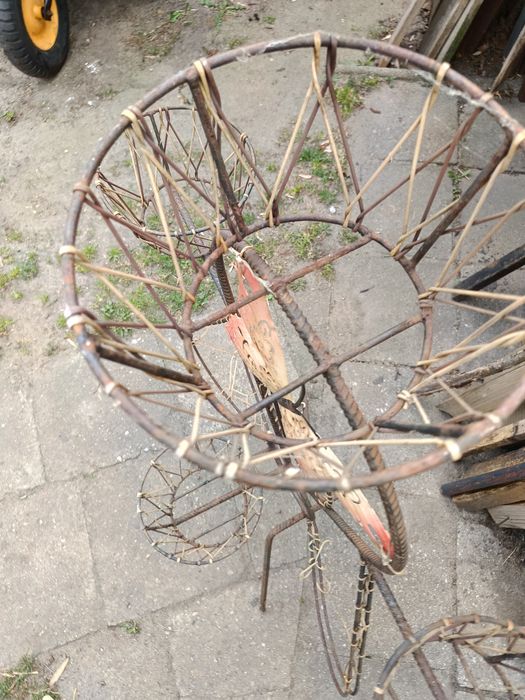 Kwietnik stojak na kwiaty