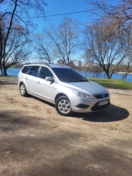 Аренда авто Форд Фокус  1.6 газ/бензин