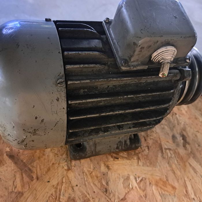 Silnik elektryczny 1.5kw 1480obrotów/min