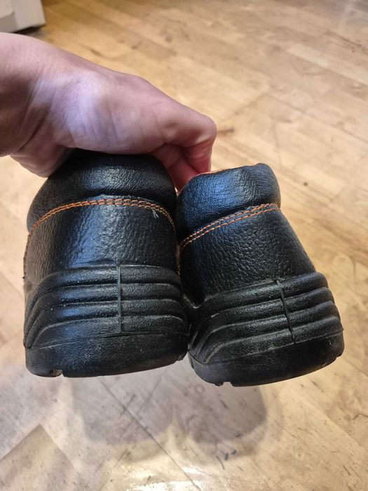 Buty robocze, ochronne roz 44