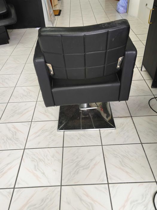 Rampa de cabelo e cadeira