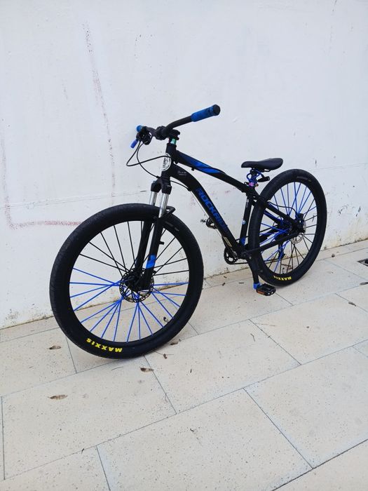 Btt aro 27.5 para grau em bom estado so precisa de pedaleira nova