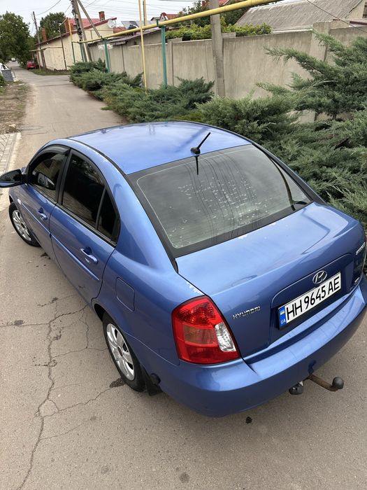 Акцент 2008 года 1.6 газ/бензин