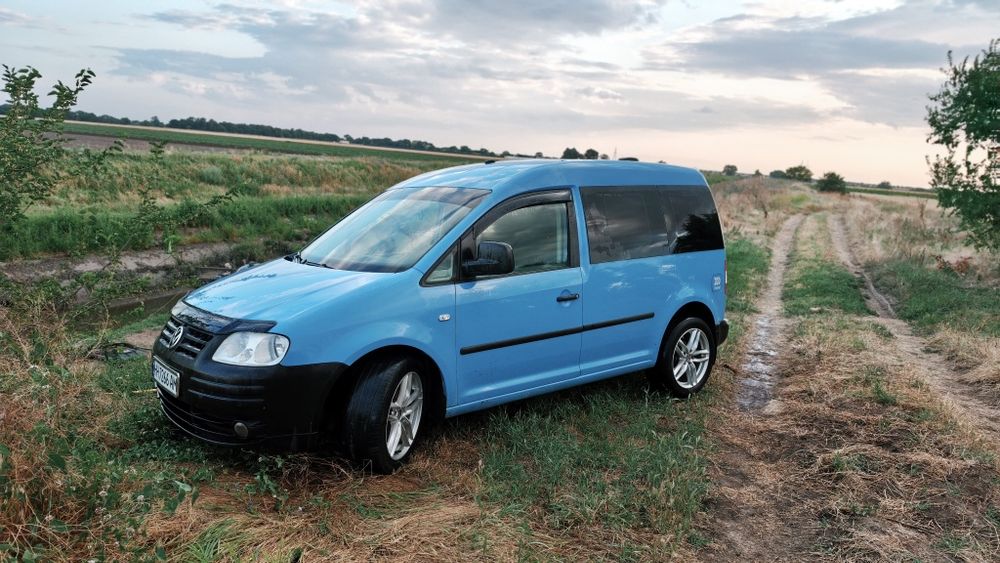 Продам volkswagen caddy