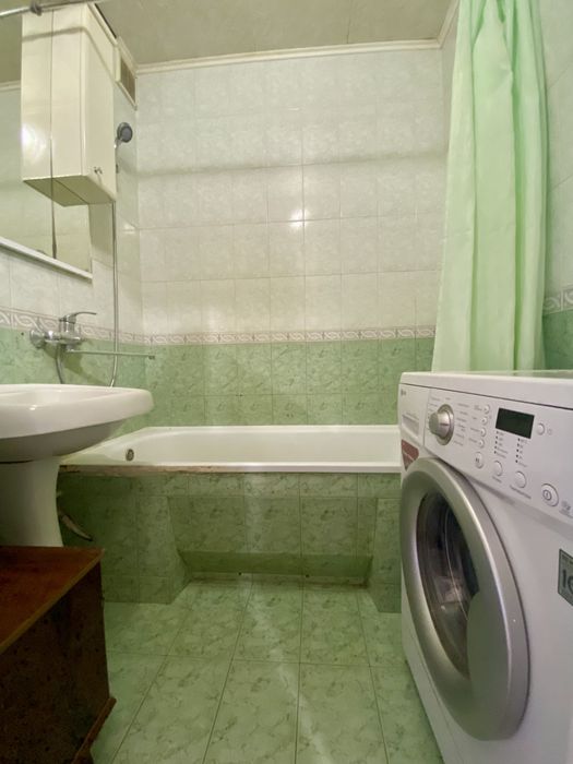 2к каартира гарний ремонт вул Закревського р-н Фестивальний