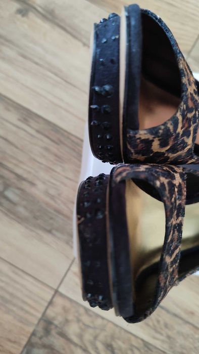 Szpilki NINE WEST peep toe roz. 38 panterka