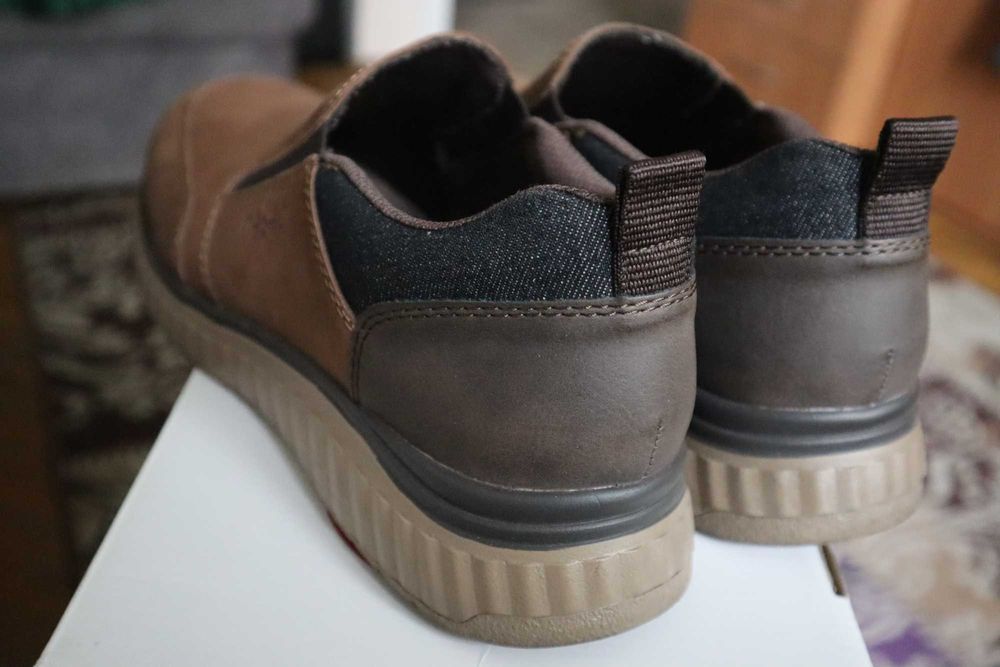 Buty męskie, pantofle, brązowe, 42, rieker