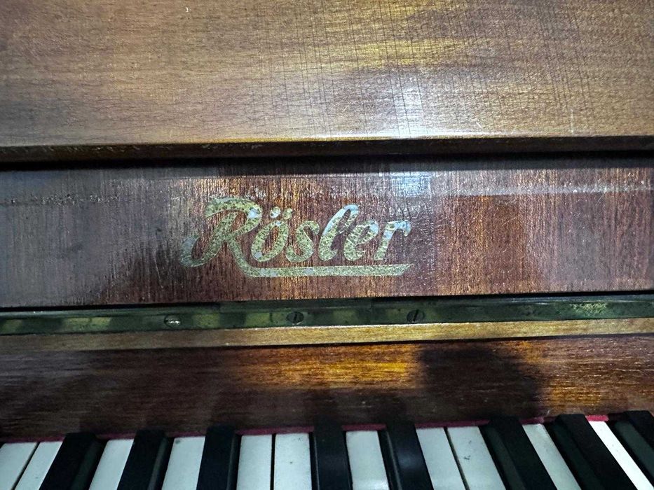 Sprzedam pianino Rosler