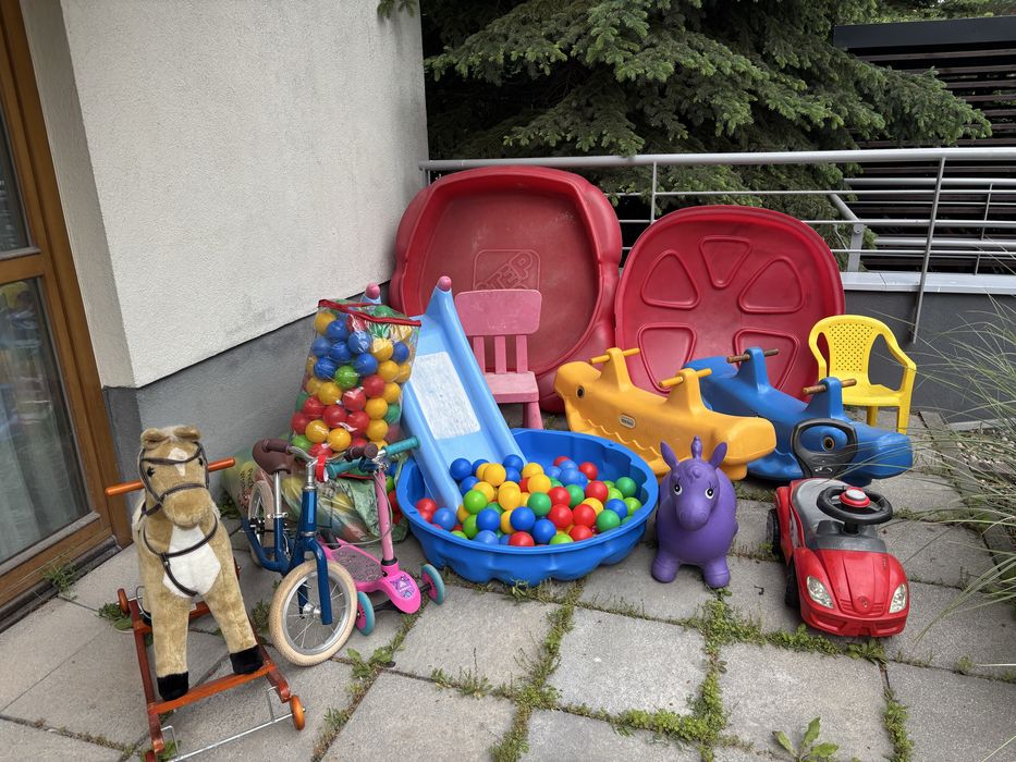 Hustawka bujak little tikes wieloryb plac zabaw