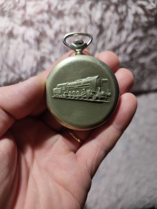 Продам часы СССР