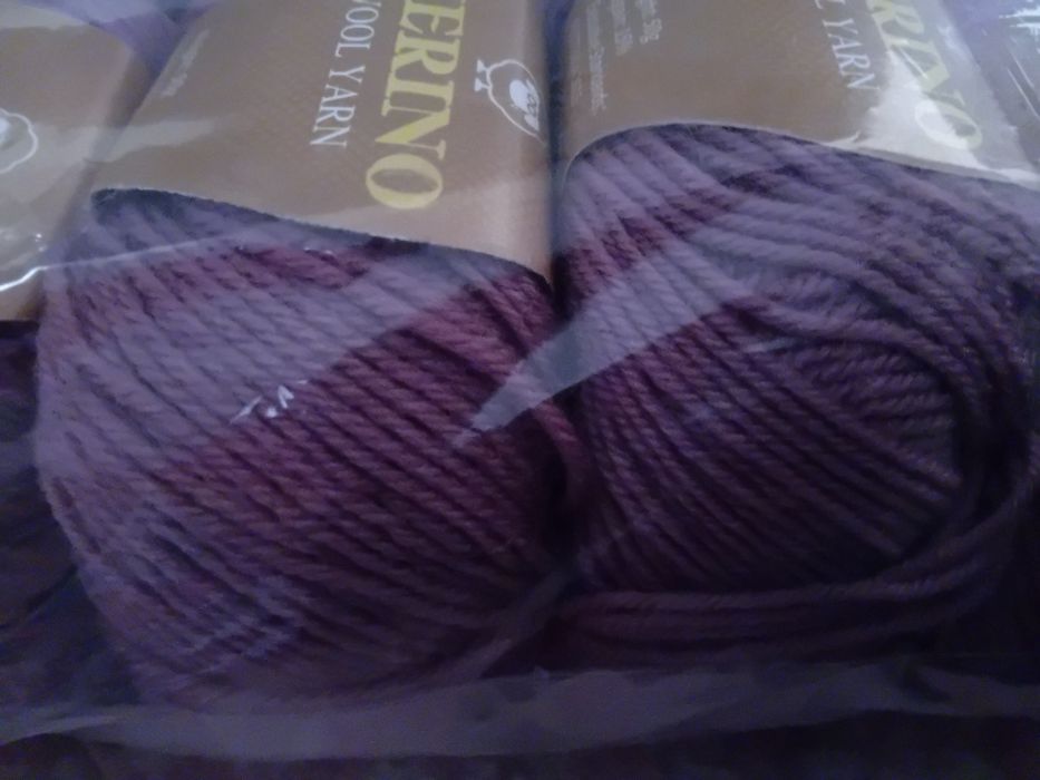 Włóczka 50g, wełna 95%