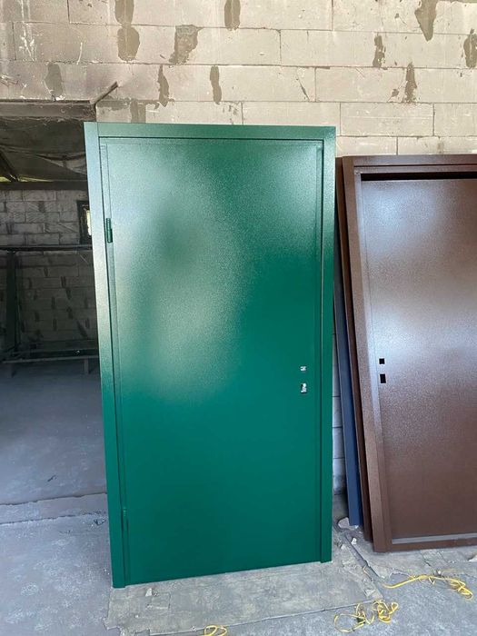 ТЕХНІЧНІ металеві двері, двері в гараж, металлическая дверь на заказ