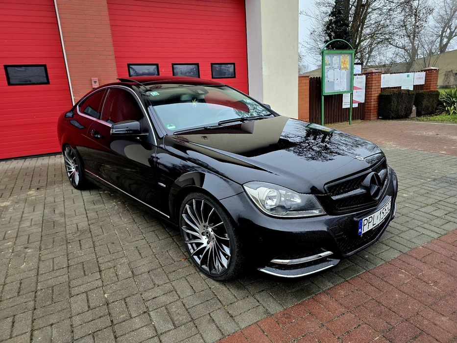 Zamiana Mercedes C Class Coupe AutomatPanoramaNaviSkoryParktronicAlu!