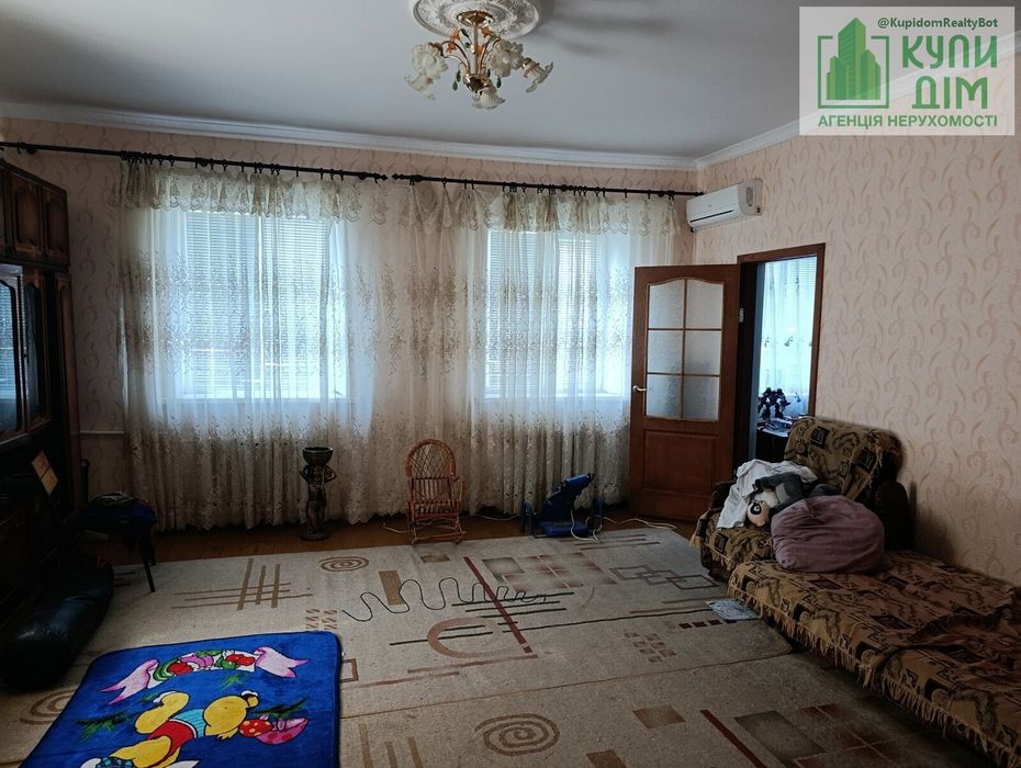 Продаж будинку на кущівці