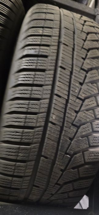 Opony zimowe 215/60/17 Hankook