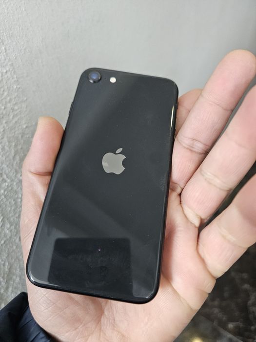 IPhone SE ..64gb