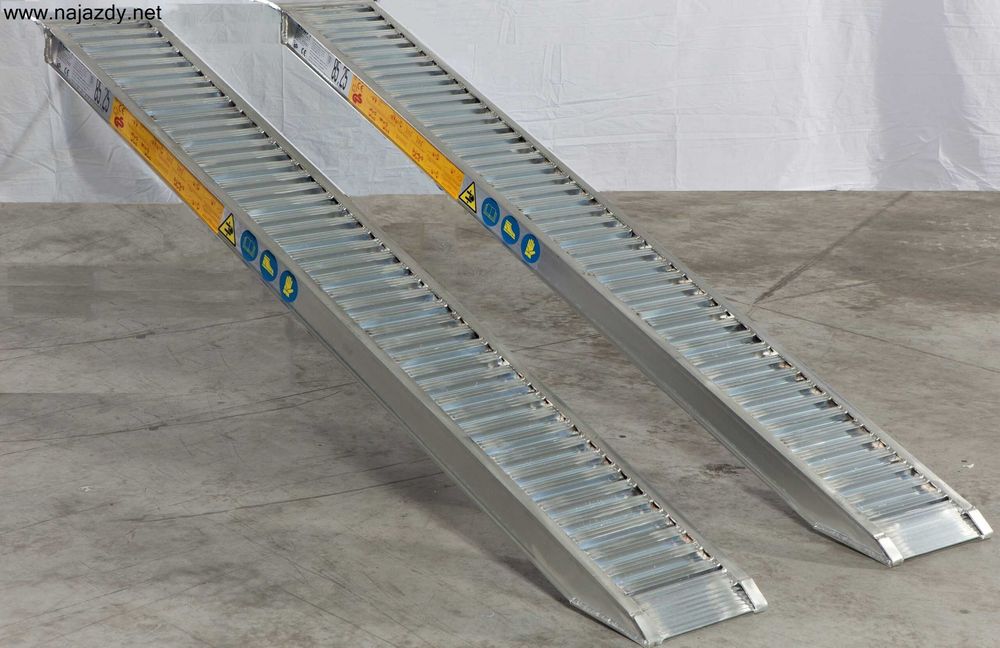 Najazdy Aluminiowe 3,5m 3,8t Cert CE/Gwarancja Jakości