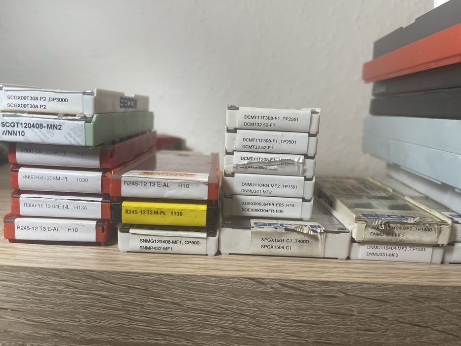 Твердосплавні ріжучі пластини WIDIA Seco Sandvik