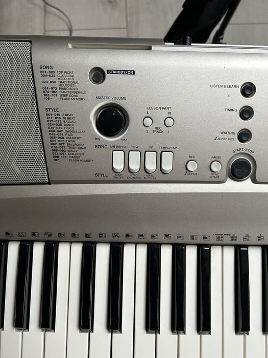Keyboard Yamaha PSR-E313
