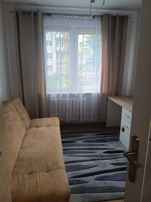Wynajmę mieszkanie 50m2 os. Kmity 3 pokoje