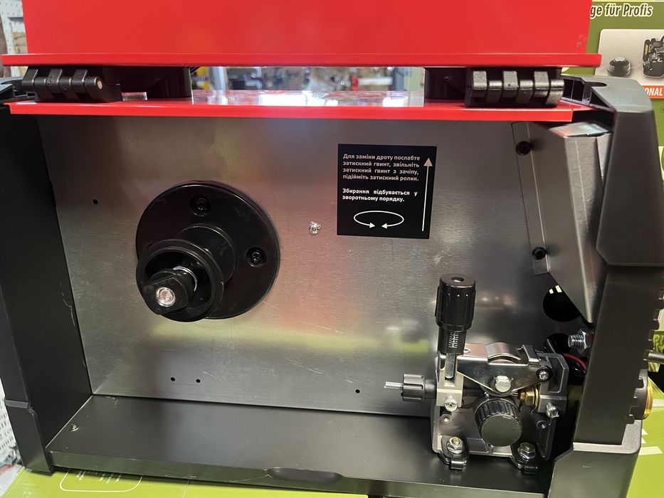 Напівавтомат Vitals Master MIG 1400S (ММА, МIG-MAG, SYN MIG, TIG Lift)