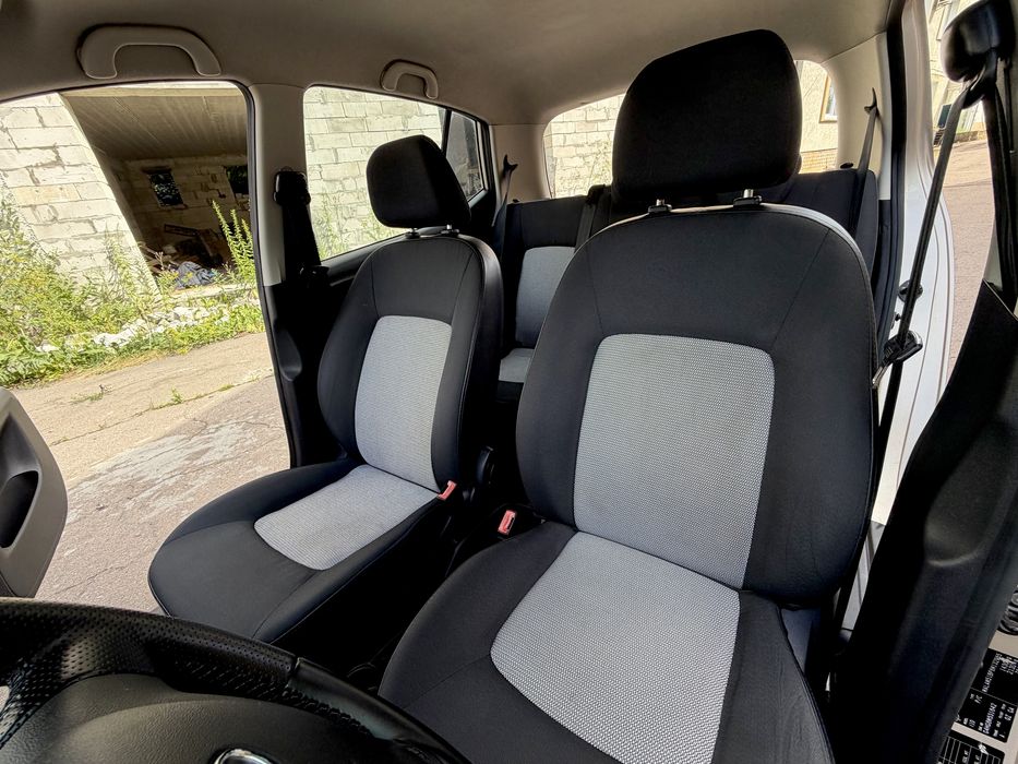 Hyundai i10 2008 автомат a/c
