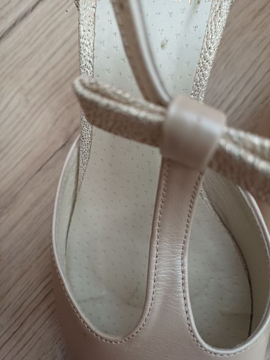 Buty ślubne ecru r.38 Butdam