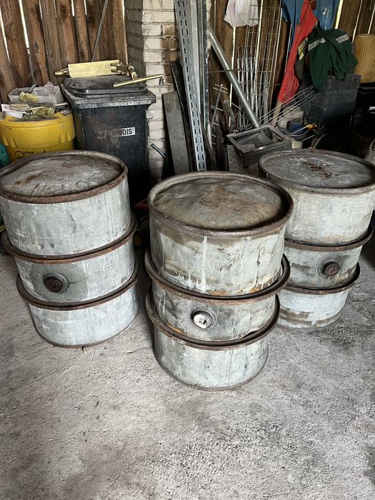 Beczka metalowa 200l