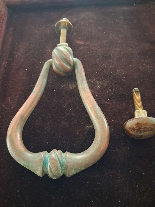 Aldraba bronze antiga