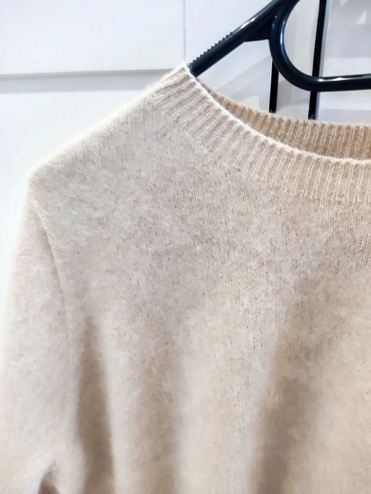 Sweter damski  moda