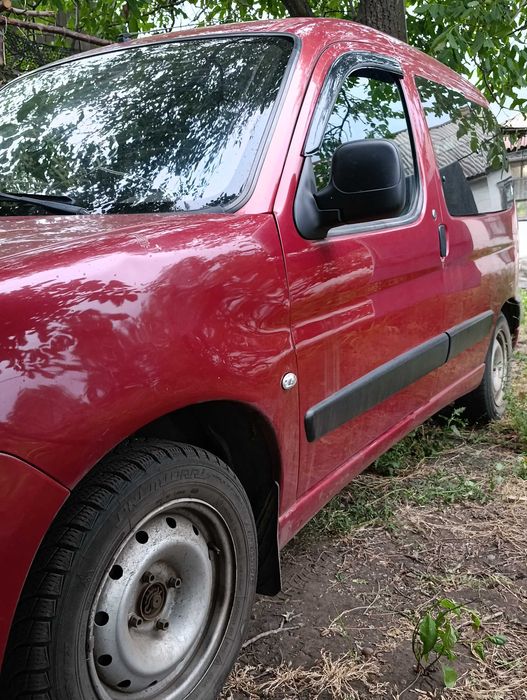 Авто Сітроен берлінго