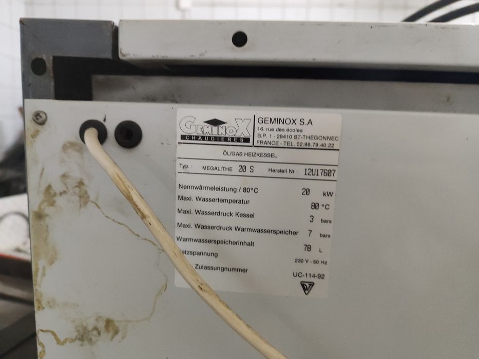 Piec na olej 20kw ze zbiornikiem francuski