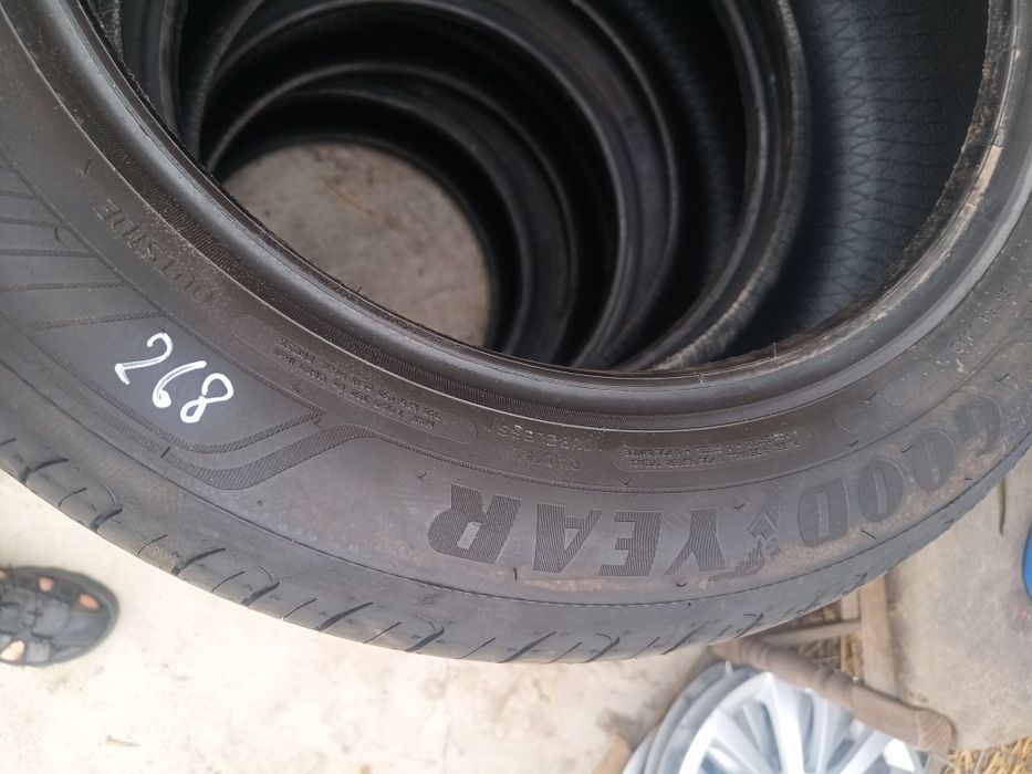 Opona opony  4 x 215/55R17 Goodyear