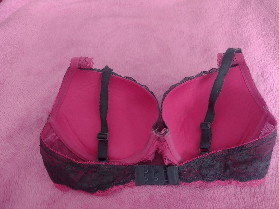 Biustonosz push up 75 D *ESOTIQ*