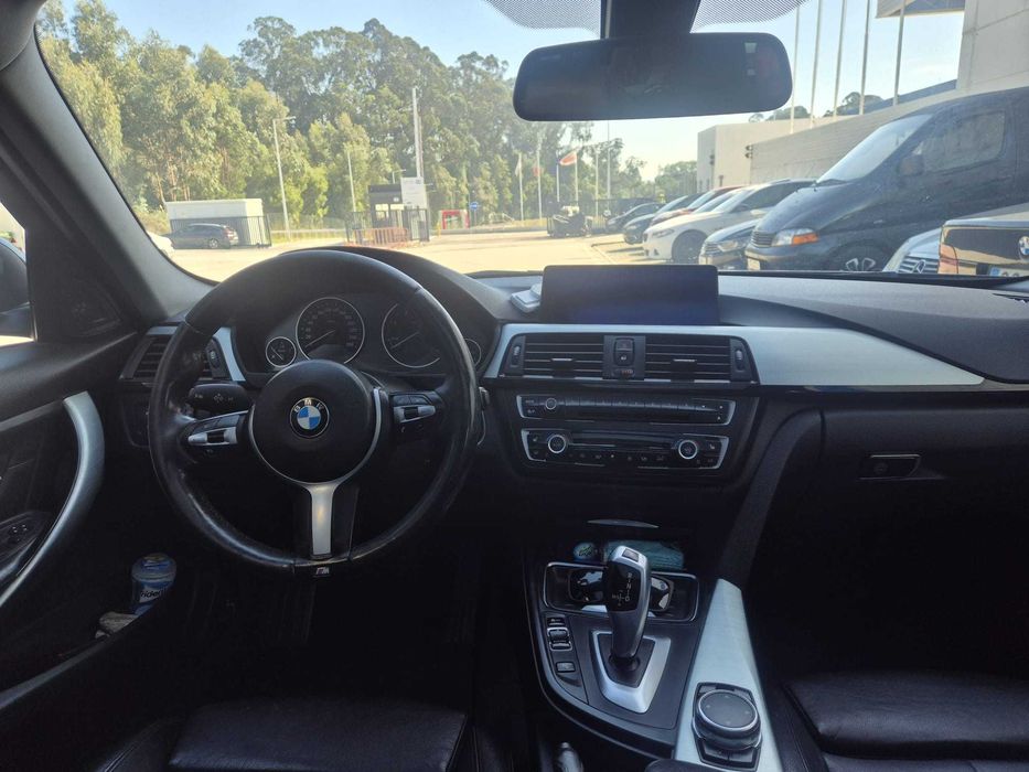 BMW touring sport 320d — photo 3