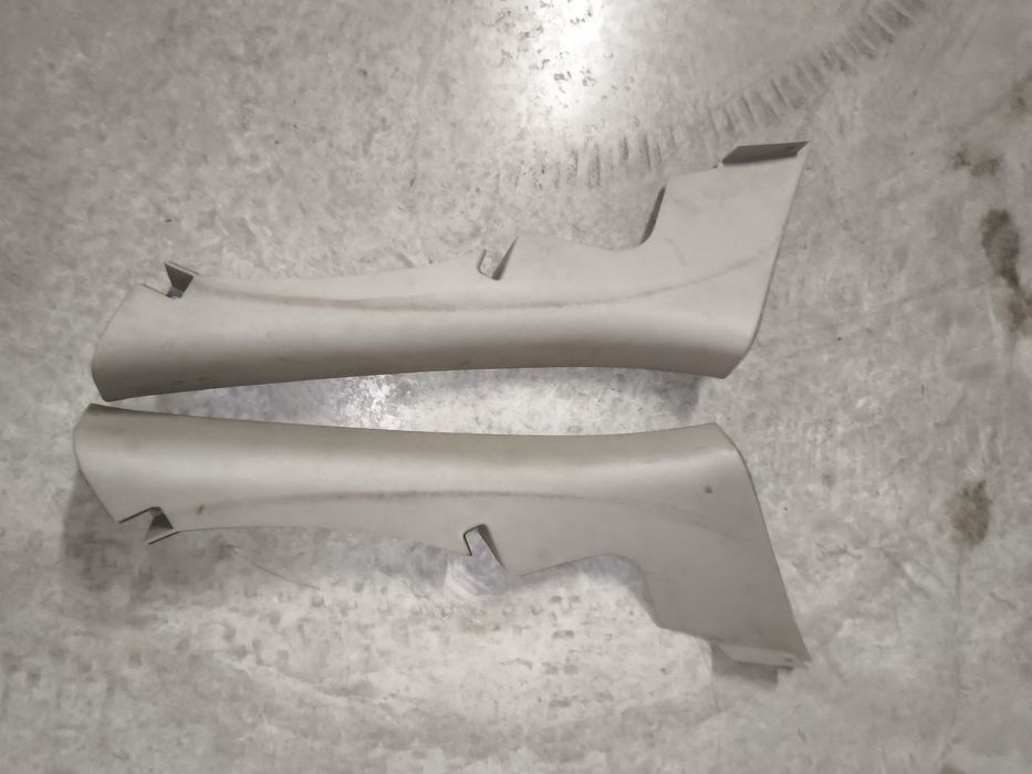 Chrysler 300C SRT8 2006 PLASTIKI WNĘTRZA/białe