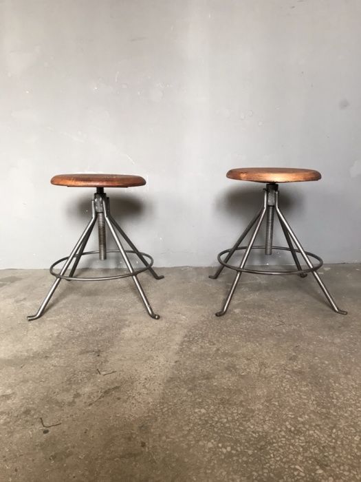 Taboret Loft medyczny lekarski stołek metalowy INDUSTRIALNY na gwincie