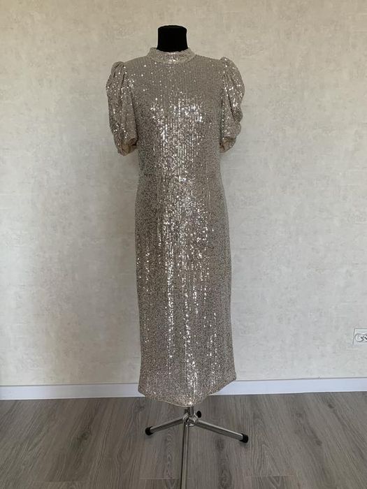 H&m святкова  весільна сукня паєтки 36 розмір s плаття із паєтками .