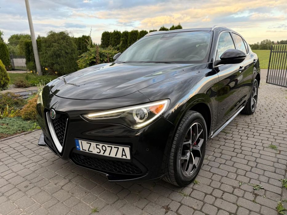 Alfa Romeo Stelvio Lift 280KM 4x4 Bezwypadkowa Adaptacyjny Tempomat Panorama