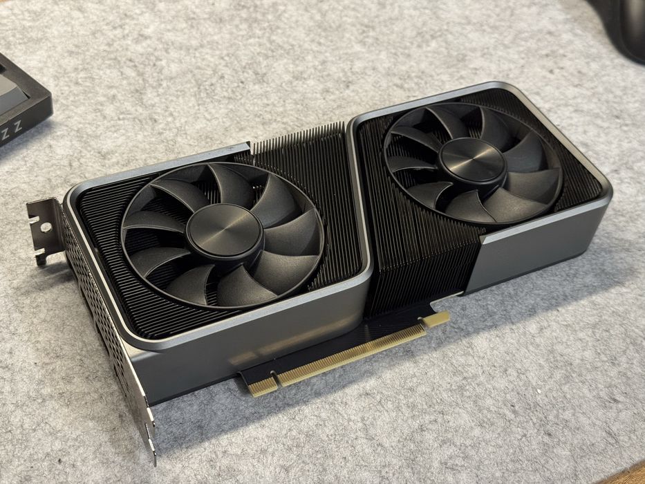 Nvidia Geforce RTX 3070 Founders Edition ( FE )