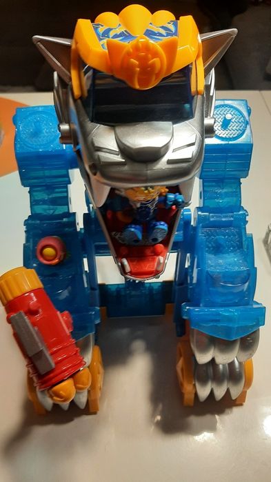 Super things robot tiger tygrys