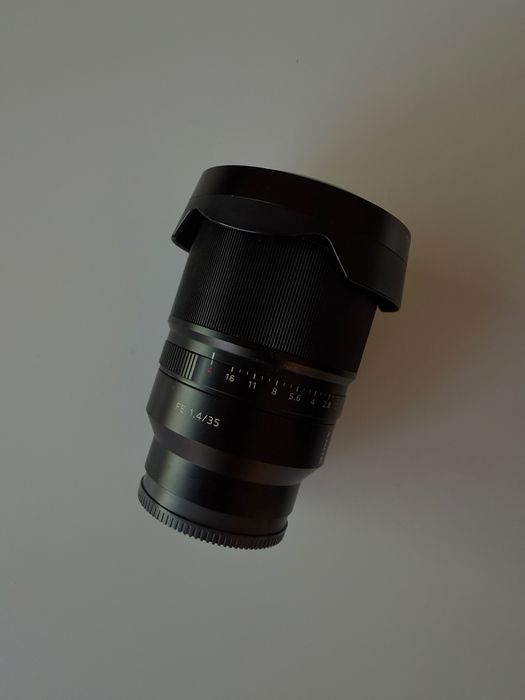 Lente Sony Distagon T FE 35mm f/1.4 ZA (SEL35F14Z) – Lente ZEISS