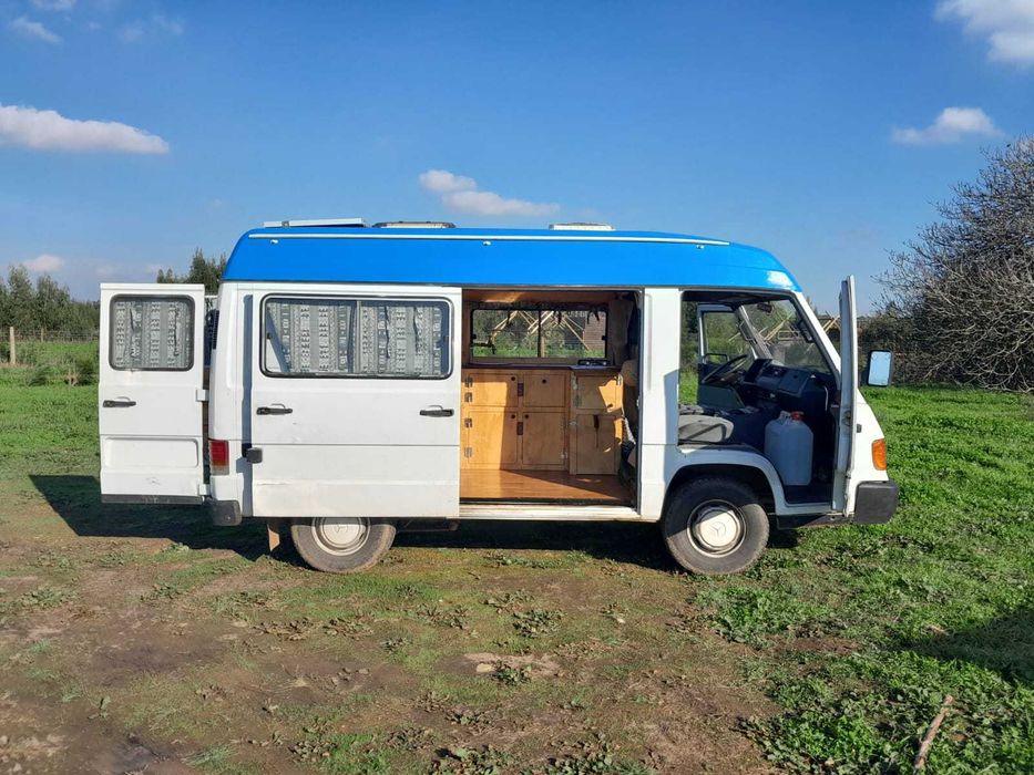 Autocaravana Mercedes MB100