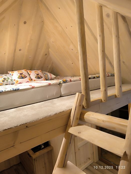 Domek nad wodospadem dla pary